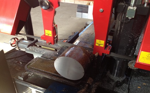 蕲春卧式带锯床加工时出现明显振荡如何排查？